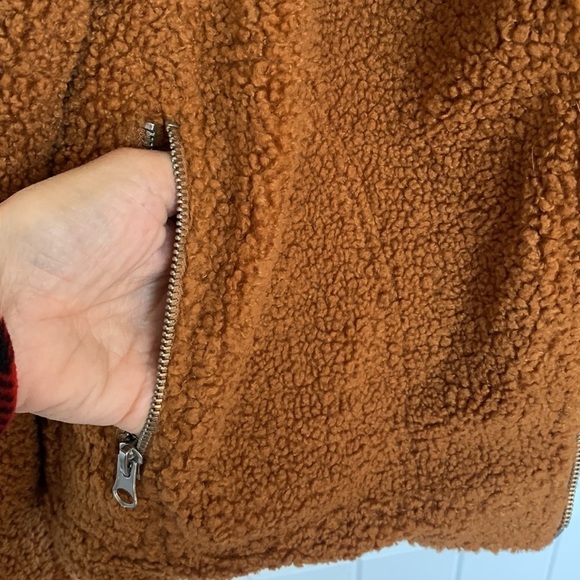 NWT Faux Shearling Moto Teddy Jacket Large Cognac Cropped Sherpa Lined Cozy - Picture 7 of 13